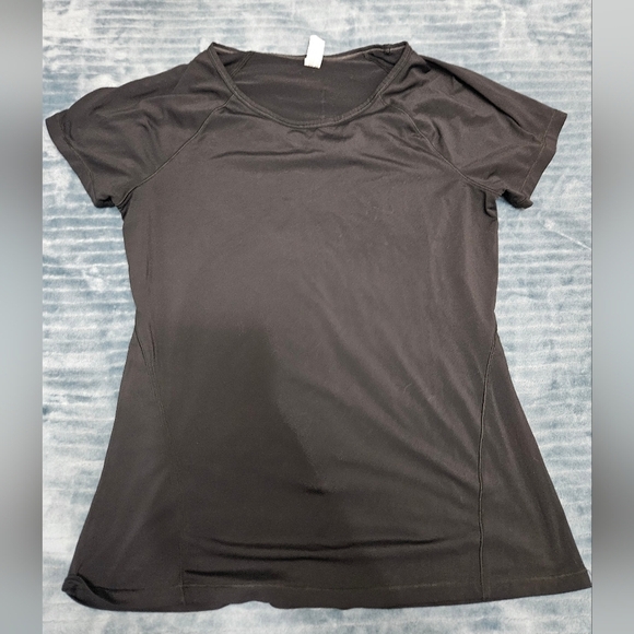 all in motion Tops - All in motion black active tee short sleeve!